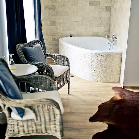 Andel & Cafe ゲストハウス Rožnov pod Radhoštěm