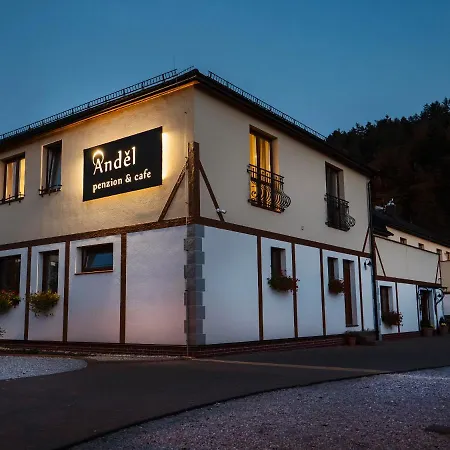 Andel & Cafe Vendégház 3*
