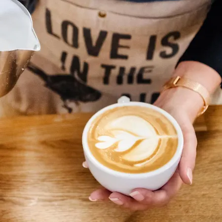 ゲストハウス Andel & Cafe Rožnov pod Radhoštěm